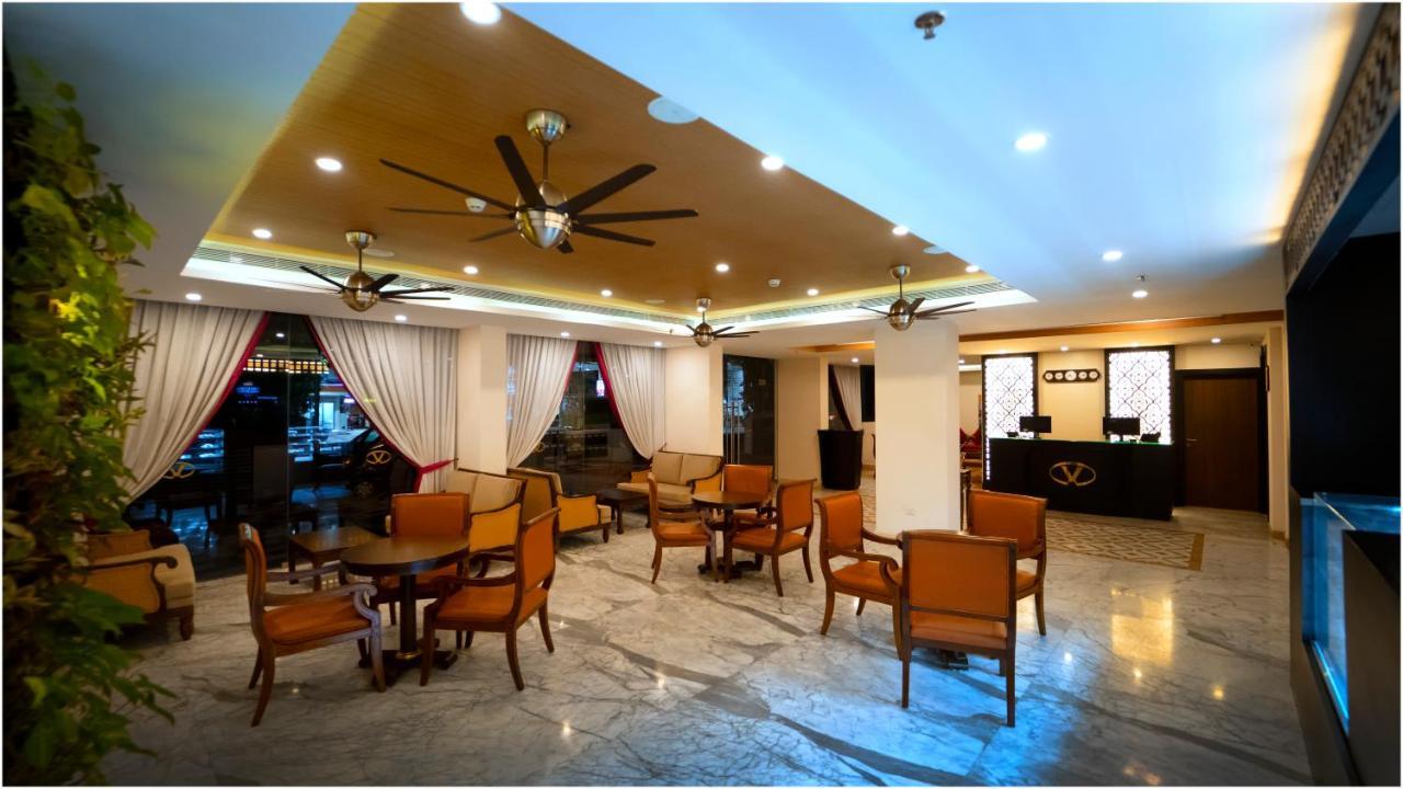 Vivin Luxury Suites Thiruvananthapuram ภายนอก รูปภาพ